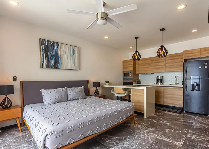 Oceanfront Location Near 5th Ave Сasa de vacaciones *