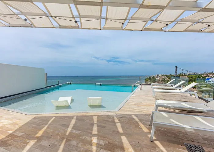 Oceanfront Location Near 5th Ave *